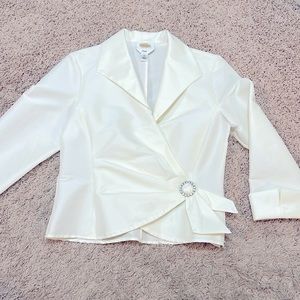 White formal blouse, flattering!